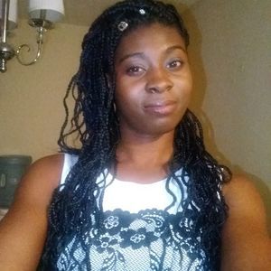 Meet your Posher, Devonie